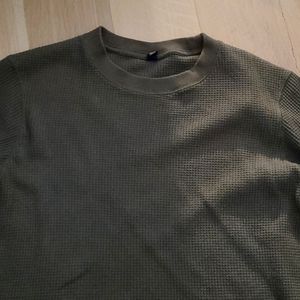 UNIQLO Waffle Crew Neck Long-Sleeve T-Shirt